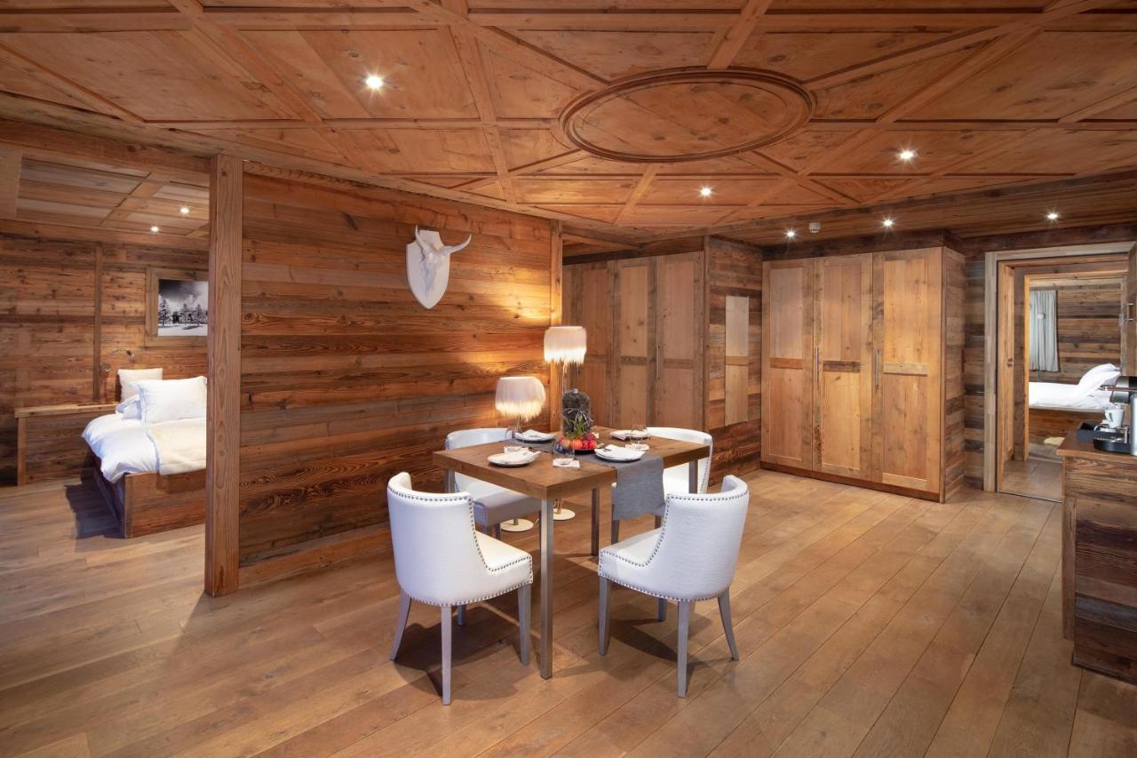 Hostellerie Du Pas De L'Ours "Relais Et Chateaux" ครองส์มอนตานา ภายนอก รูปภาพ