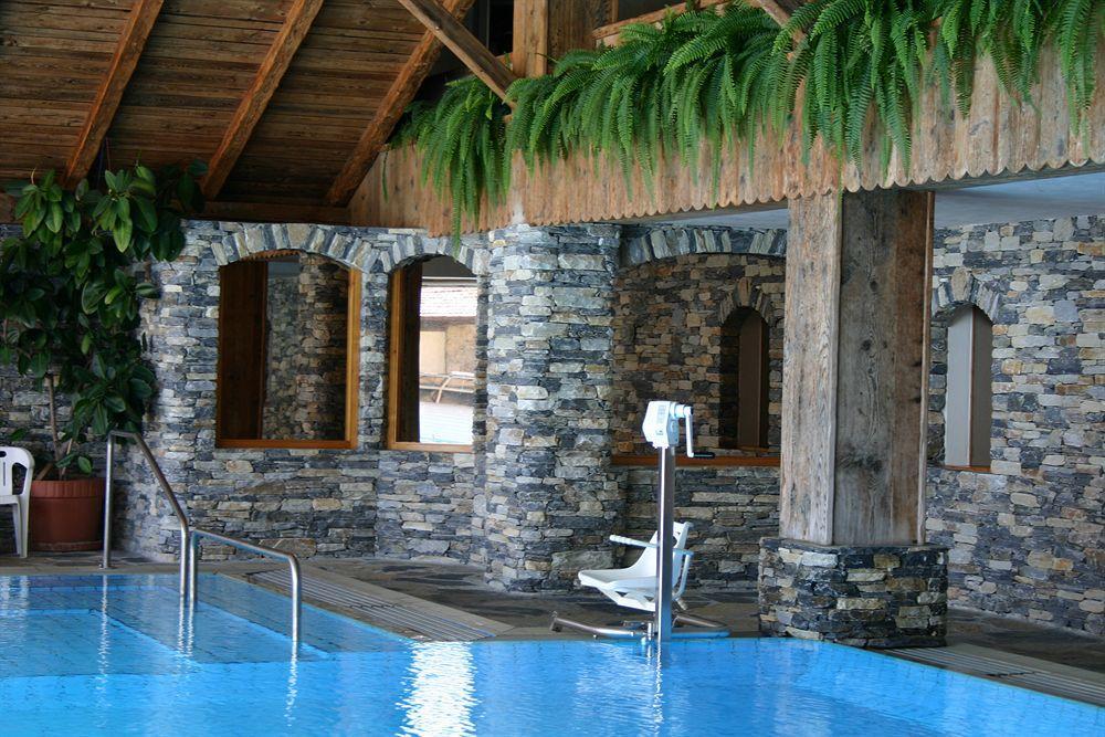 Hostellerie Du Pas De L'Ours "Relais Et Chateaux" ครองส์มอนตานา ภายนอก รูปภาพ